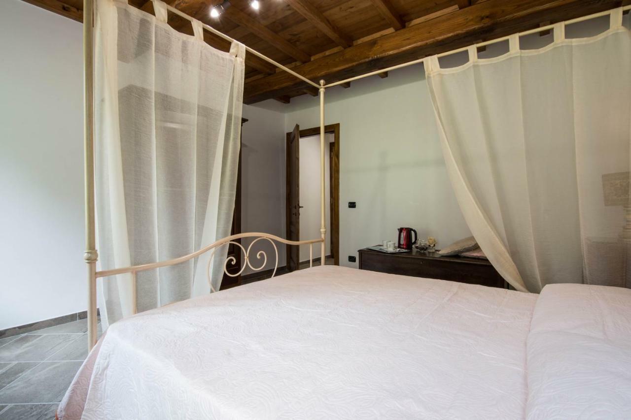 Le Casine Del Borgo Bed & Breakfast Борго а Моцано Екстериор снимка