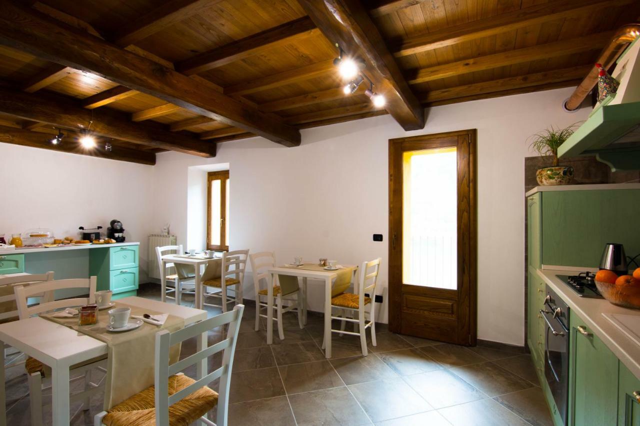 Le Casine Del Borgo Bed & Breakfast Борго а Моцано Екстериор снимка