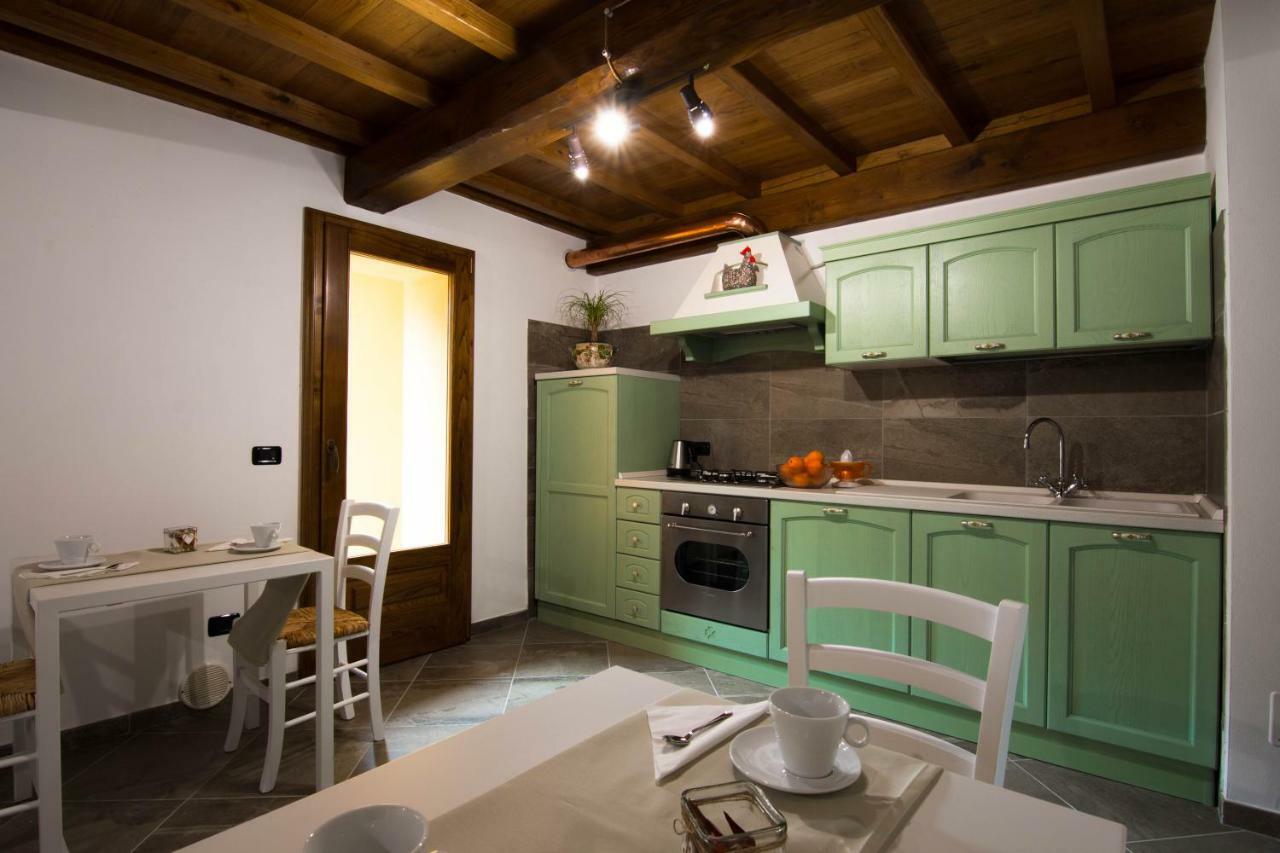 Le Casine Del Borgo Bed & Breakfast Борго а Моцано Екстериор снимка