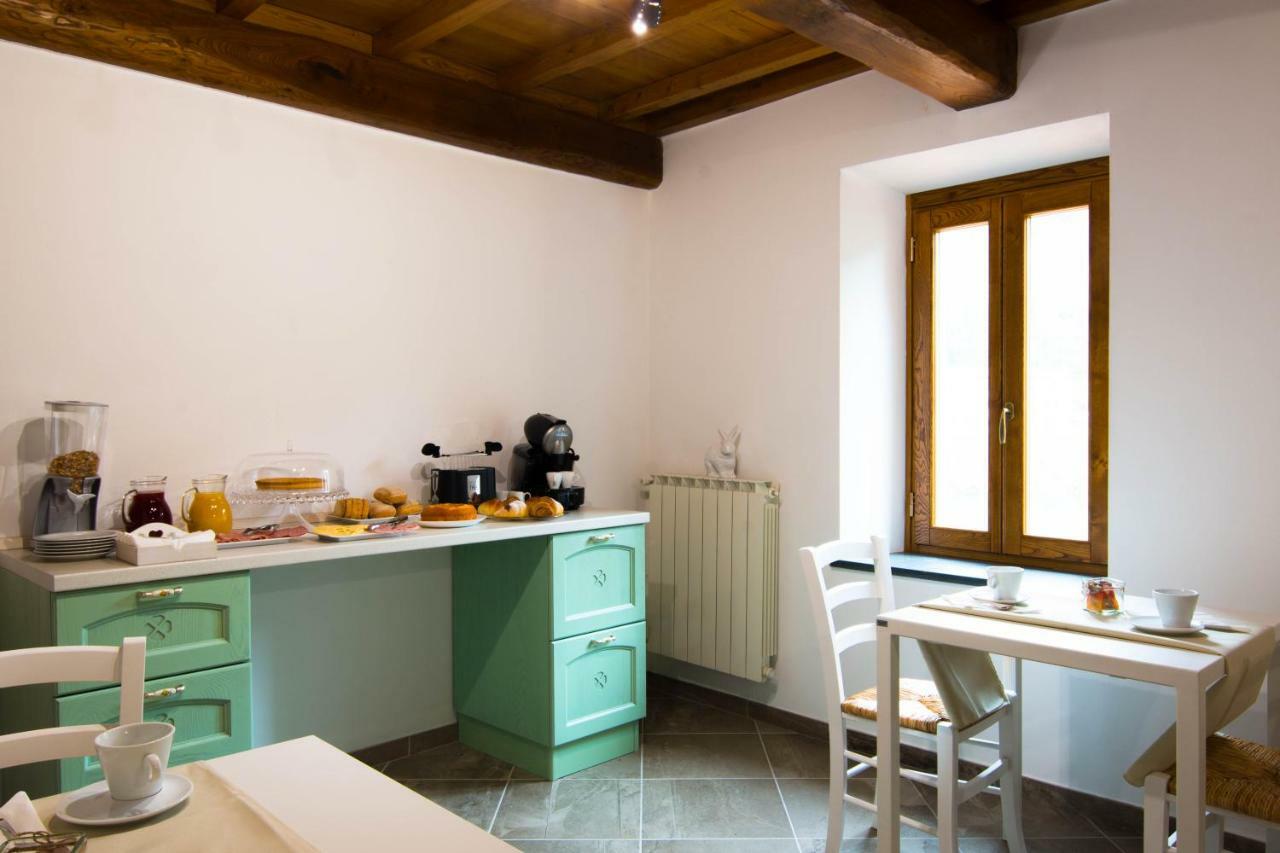 Le Casine Del Borgo Bed & Breakfast Борго а Моцано Екстериор снимка