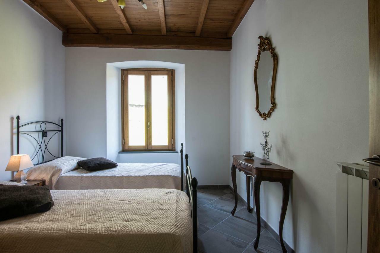 Le Casine Del Borgo Bed & Breakfast Борго а Моцано Екстериор снимка